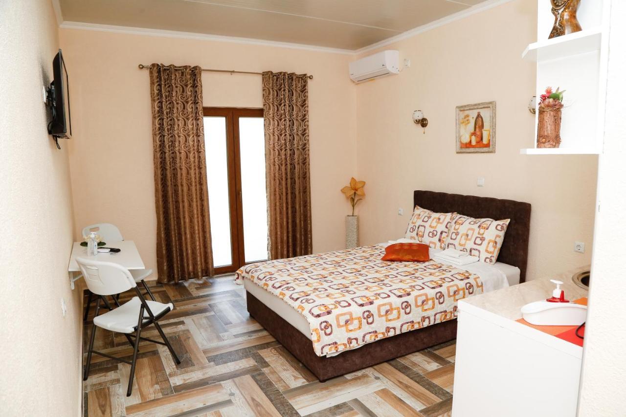 Valentina Apartments ゲヴゲリヤ エクステリア 写真